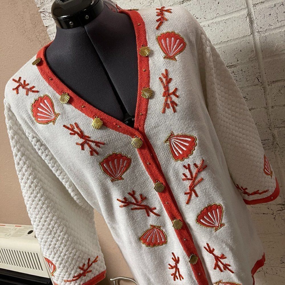 NWT Vintage Storybook Knits Seashell Seashore Beaded Print Cardigan Small